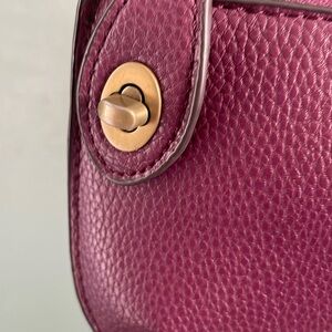 Joy susan Bag/clutch. Adjustable straps lock in zipper and lots of card storage.